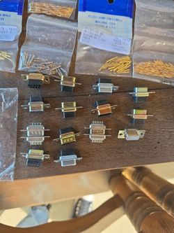 RS 232 pins and connectors