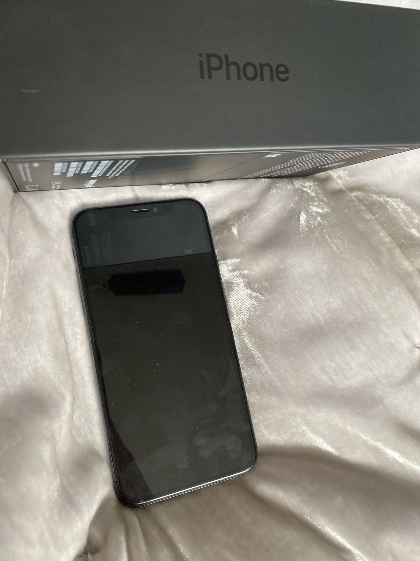 iPhone X space grey 256G