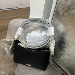 Laurel Small Shoulder purse 