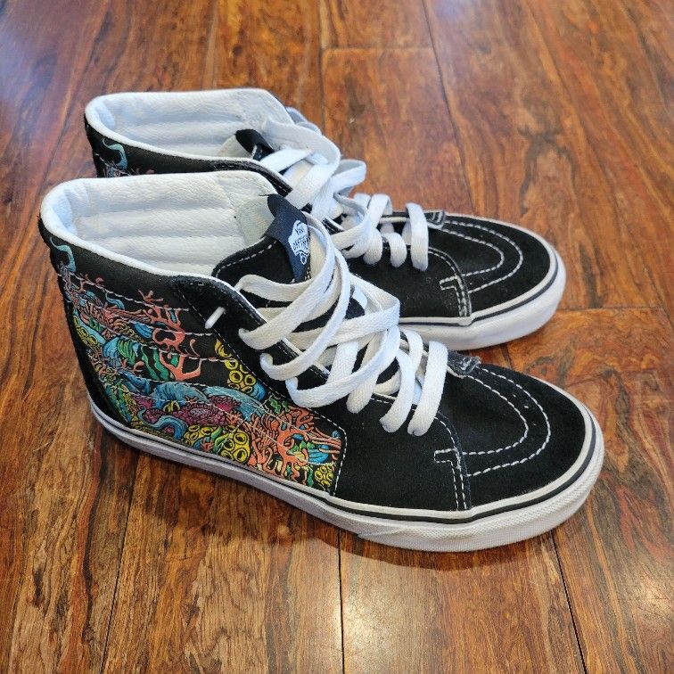 Vans High Top With Under Water Side Panel Art