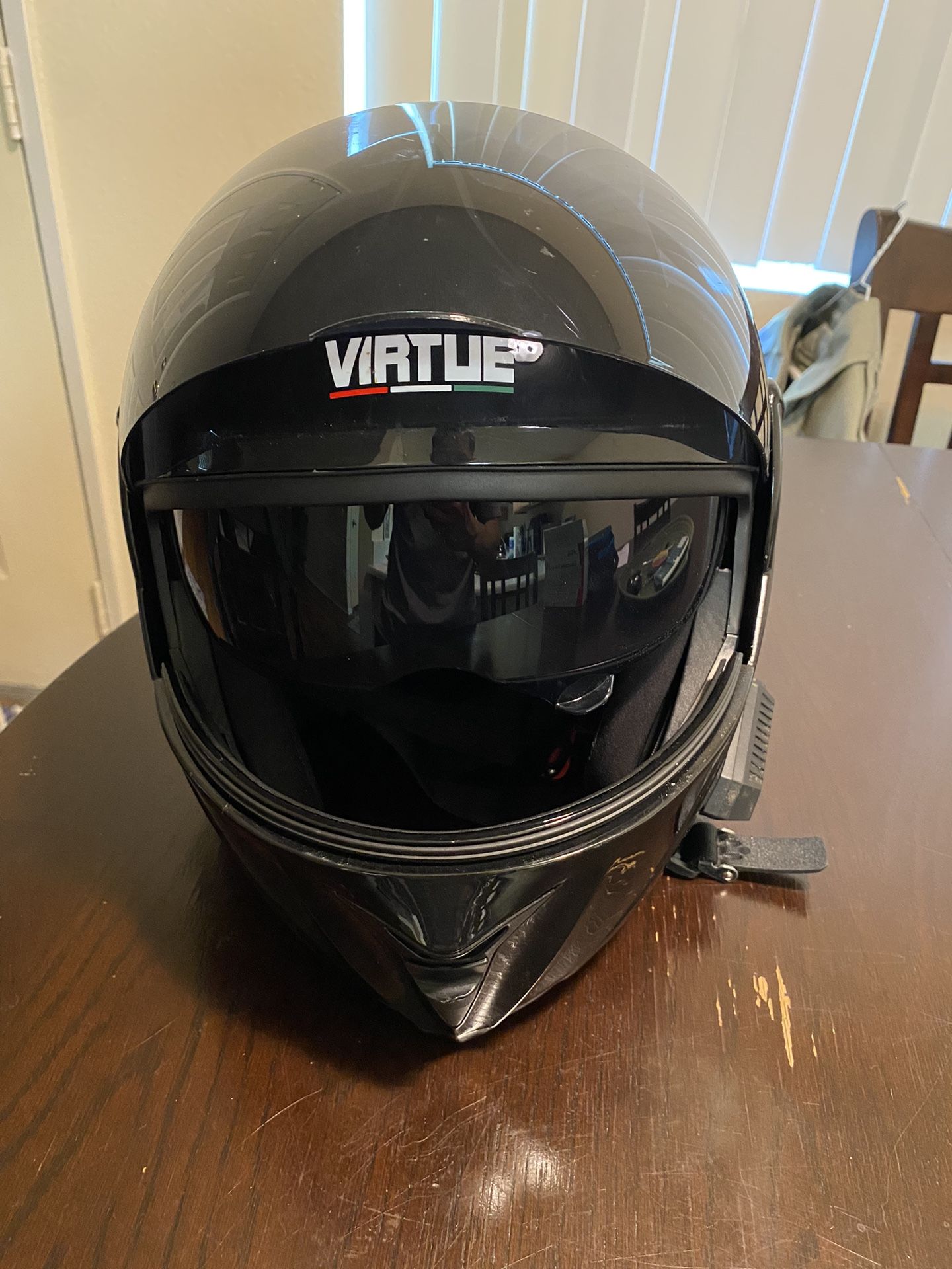 Virtue Motorcycle Helmet