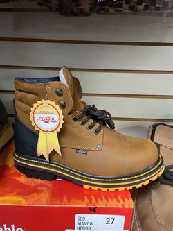 Zapato dé piel para trabajar marca Establo