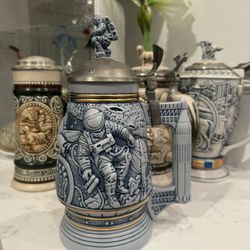 Vintage 1991- 🧑‍🚀Handcrafted AVON Special Space Beer Stein  🍺 