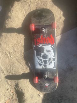 Complete skateboard