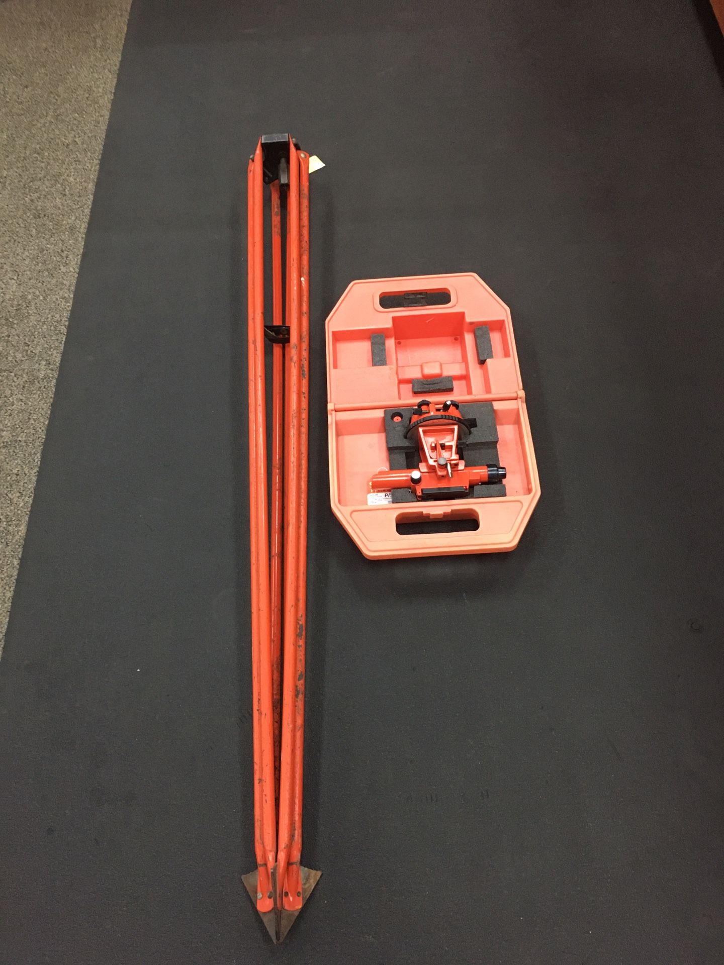 Laser Level & Stand