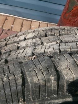 Tire225 /70/15