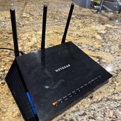 Netgear AC1750 R6400v2 1300 Mbps /Dual Bands/ Smart Wi-Fi Router