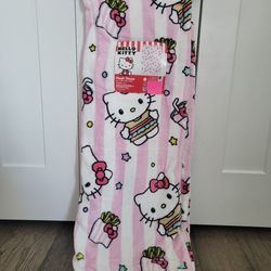 Pink Hamburger Hello Kitty blanket