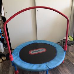 Kids trampoline