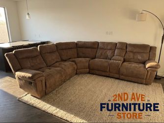 Recliner sectional couch 🛋️