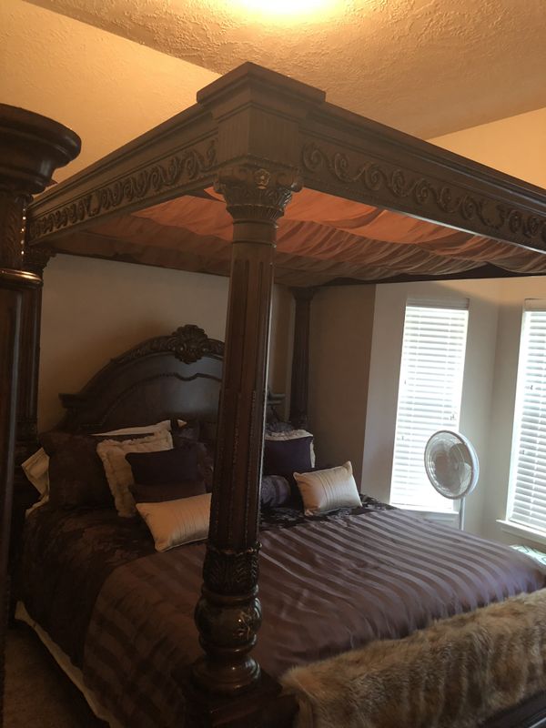 Mollai Collections King Canopy Bedroom Set For In Katy Tx Mollai Collections King Canopy Bedroom Set For In Katy Tx Offerup