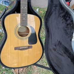 Fender Guitar With Case 