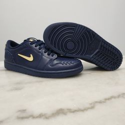 Nike Air Jordan 1 Low Method of Make in Midnight Navy and Metallic Gold. Nike Air Jordan 1 Low Method of Make in Midnight Navy and Metallic Gold. 