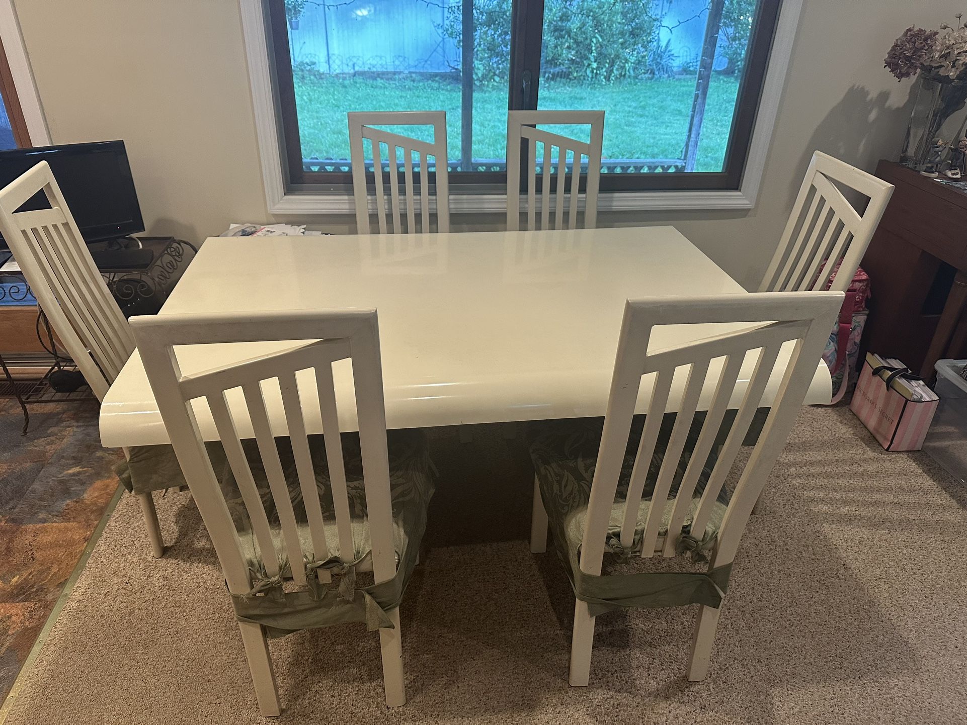 Kitchen Table