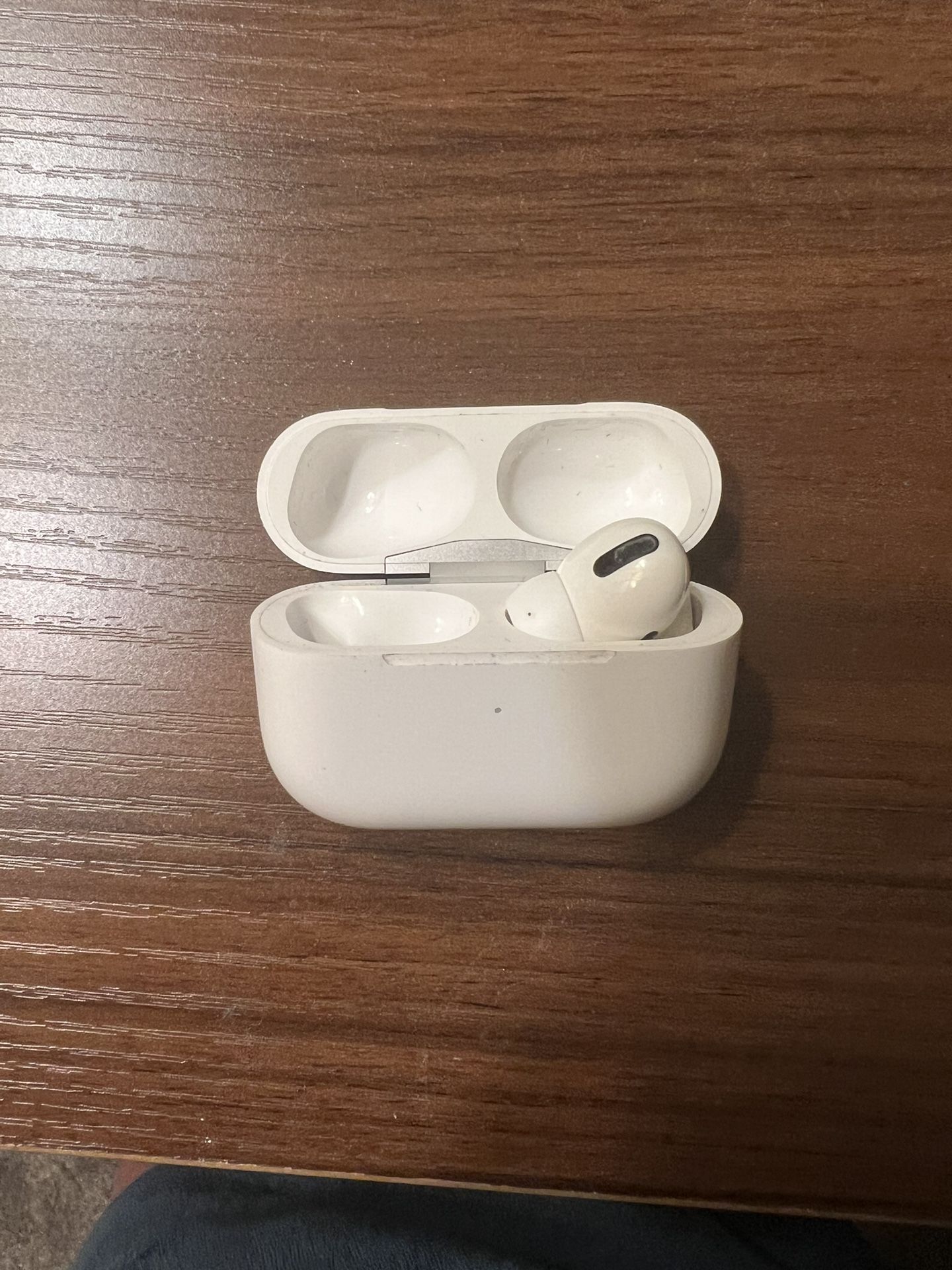 Gen 1 AirPod Pro (right Side Only) 