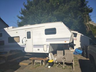 26' Fifth Wheel