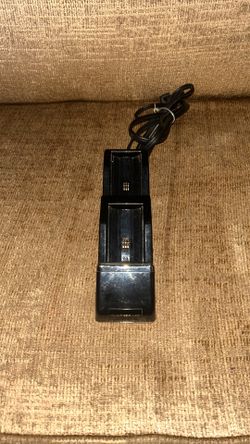 Black Nyko Charge Base for Xbox 360 Controller Batteries
