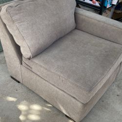 Macy’s Couch end Seat 