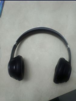 beats solo 4 ( black)