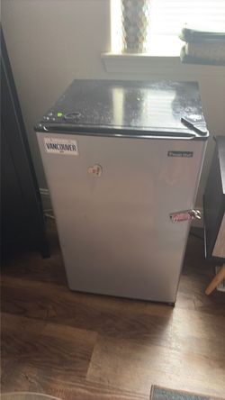 Small refrigerator