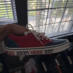 Vans size 8.5 Mens