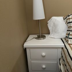 White Bedroom Set – Nightstands + 5-Drawer Chest – Like New