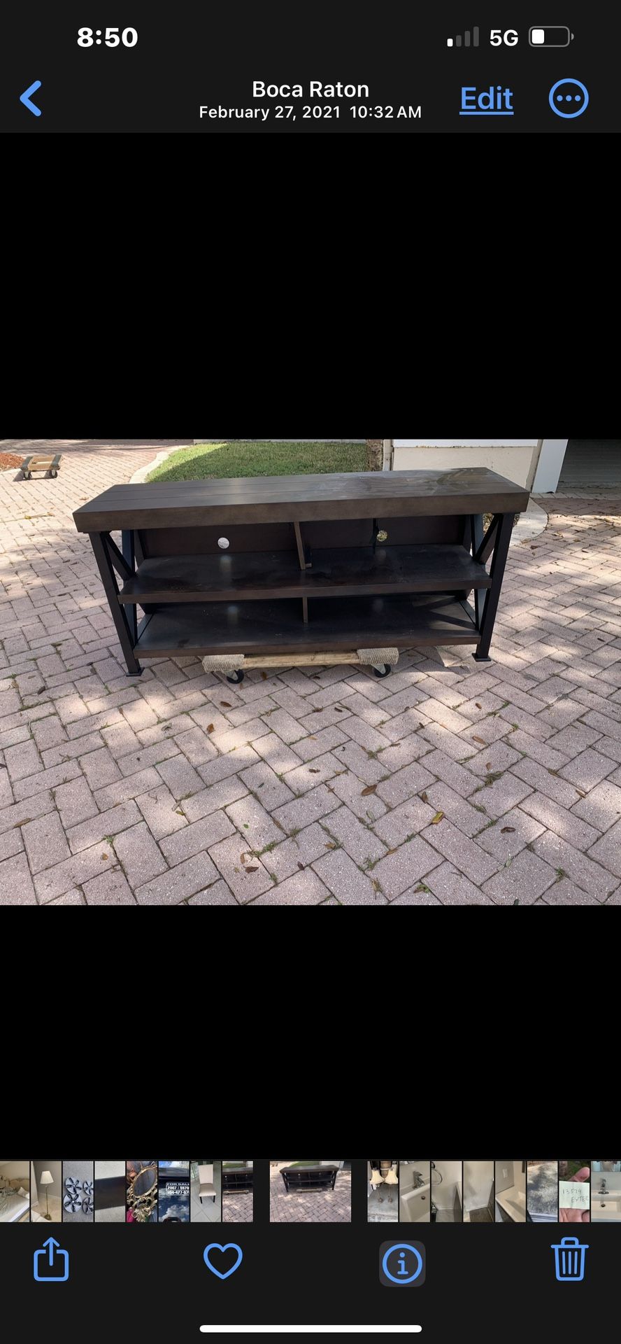 Tv Stand  Would Good Condition