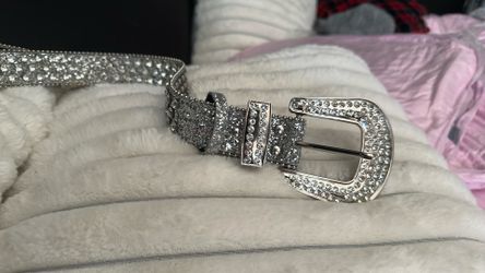 Diamond stud belt
