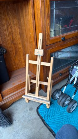 Small Art Easel