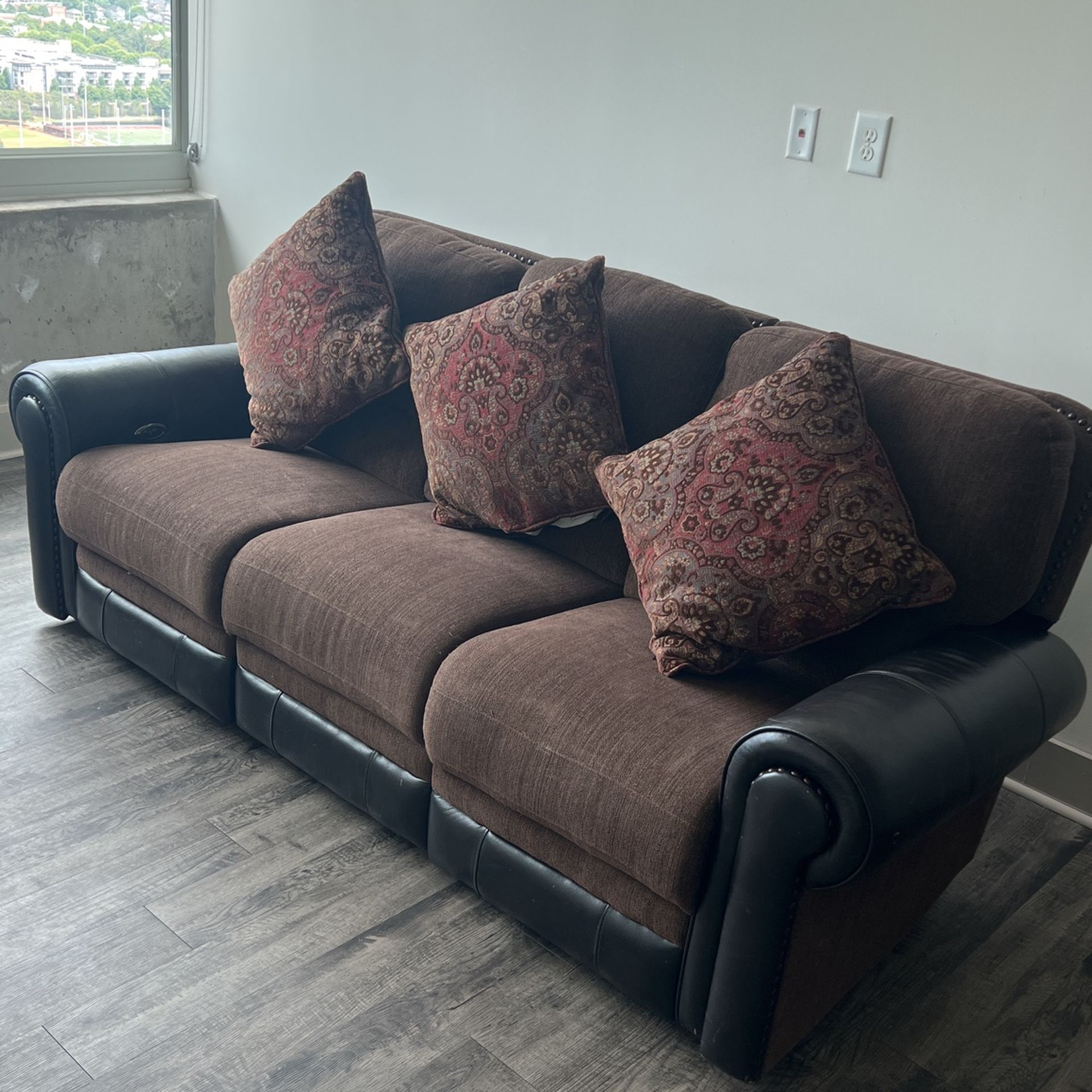 Premium Recliner Set
