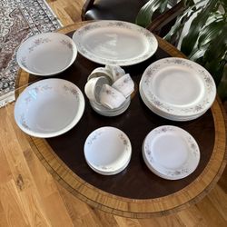 Valentine’s Day! Antique Famous Fantasia dinnerware by Florenteen Fine China. Vintage 1960s, often described as having a glossy finish pattern, featur