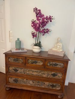Wood dresser