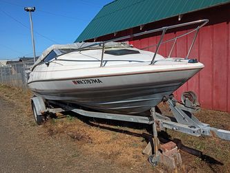 1990 BAYLINER CUDY CABIN