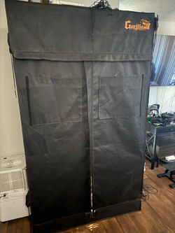 2 x 4 Gorilla grow tent  with height extension