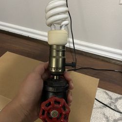 $30 Vintage Bedside Table Lamp 