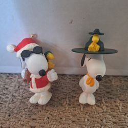 TWO COLLECTIBLE PEANUTS ORNAMENTS 