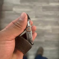 Apple Watch Ultra 49mm titanium