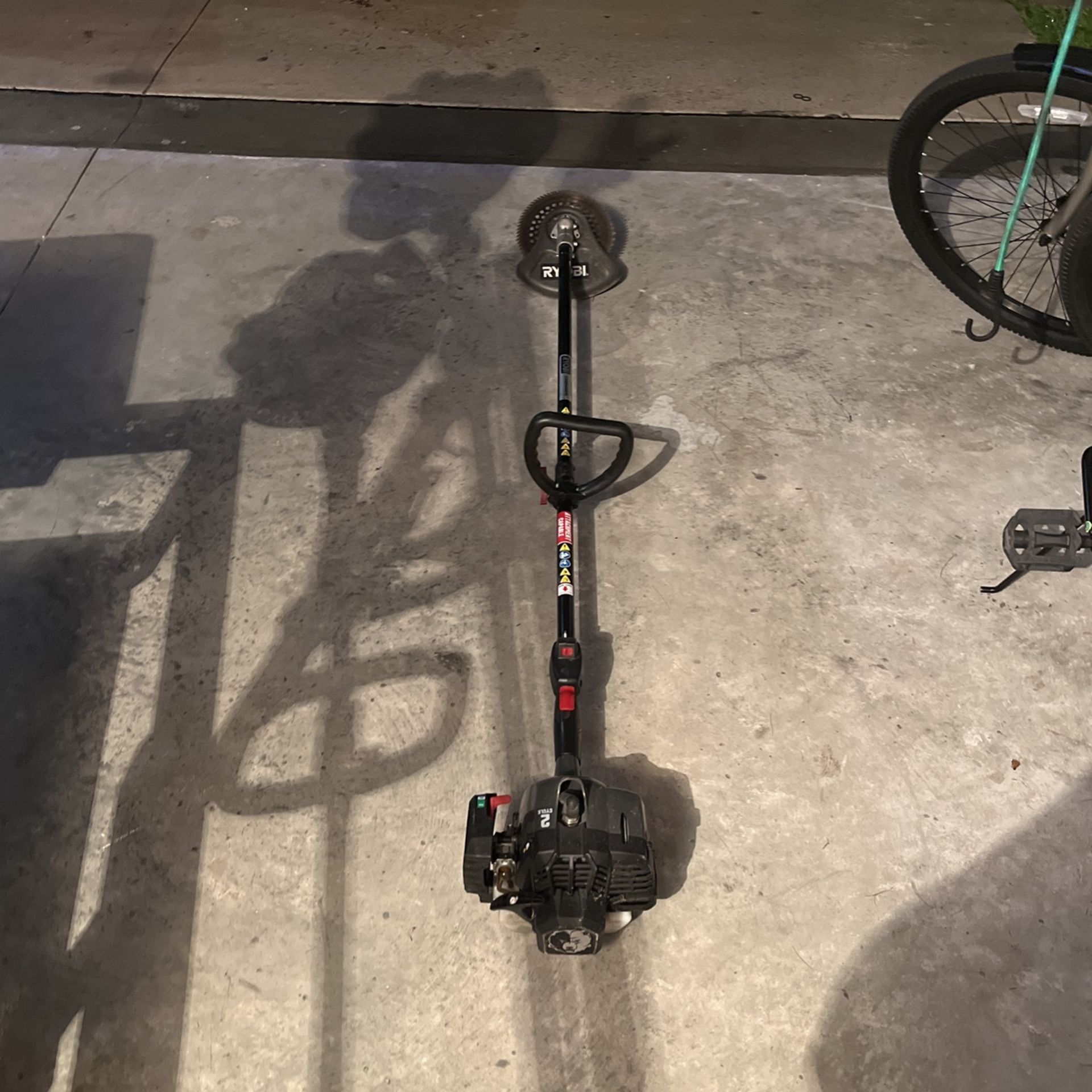 Weed Whack we With blade