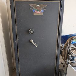 Cannon Gun Safe, Pickup Only
