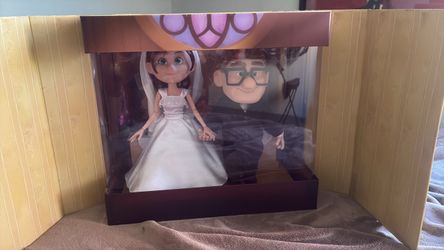 D23 Disney Pixar Up Carl & Ellie Wedding Doll Set
