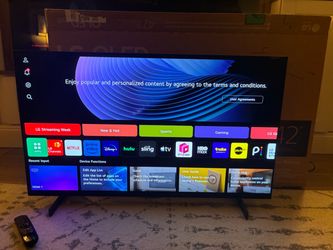 LG C2 42” OLED TV / Monitor – Mint Condition
