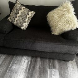 3 Couch Set! Love Seat, Three Seater, And One Seater