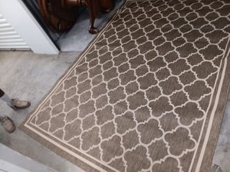Area rug