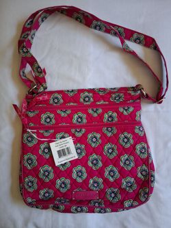 Vera Bradley Triple Zip Hipster