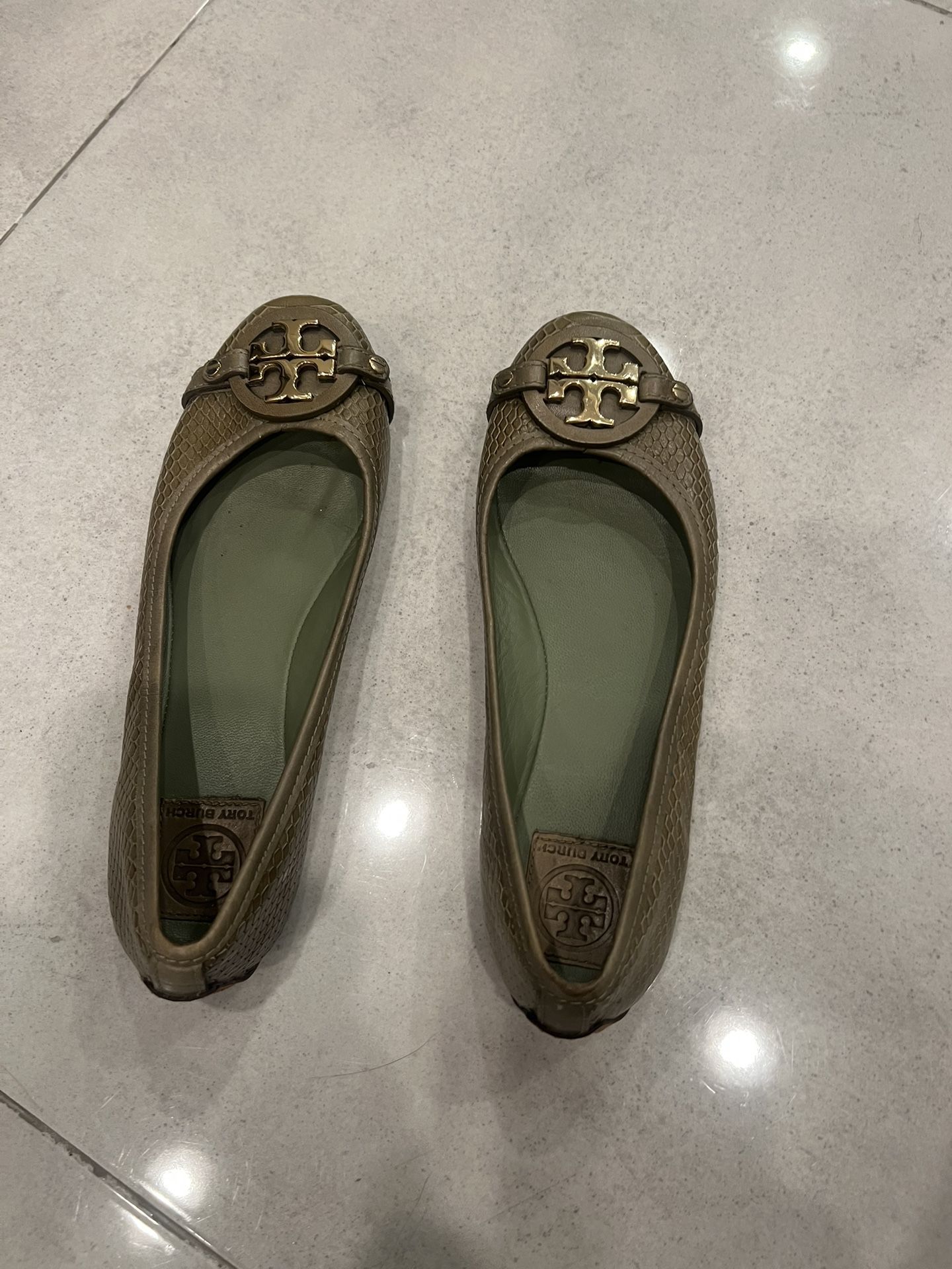 Tory Burch Flats 8.5