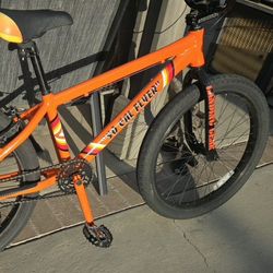 SE So Cal Flyer 24 Inch BMX Bike