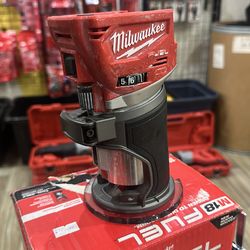 Milwaukee M18 FUEL 18V Lithium-Ion Brushless Cordless Compact Router (Tool-Only)
