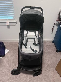 Baby Trend 4-IN-1 stroller with car seat