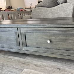Todoe Coffee Table in Gray
