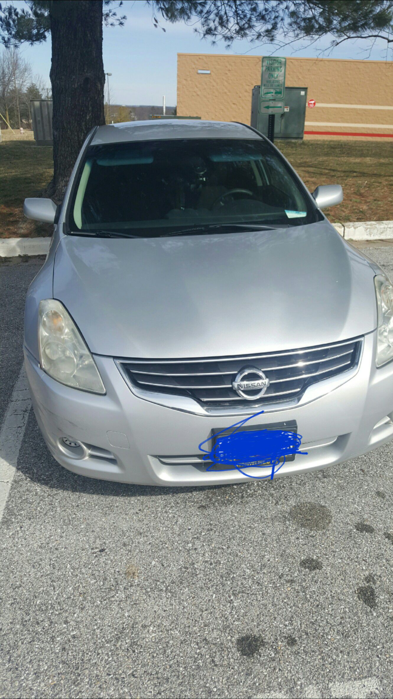 Nissan altima for sell need front engine mount O2 sensor light need fix